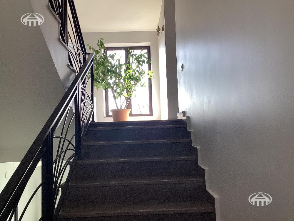 House · 7 rooms · 336 m² · Nork-Marash