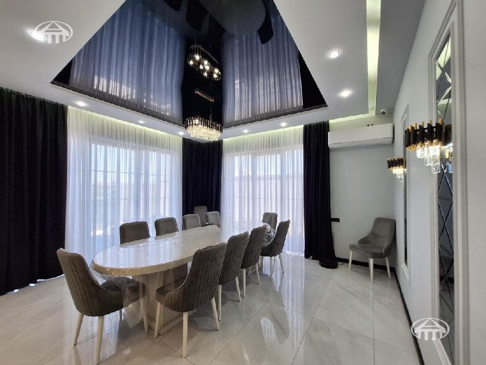 Mansion · 6 rooms · 246 m² · Zovuni