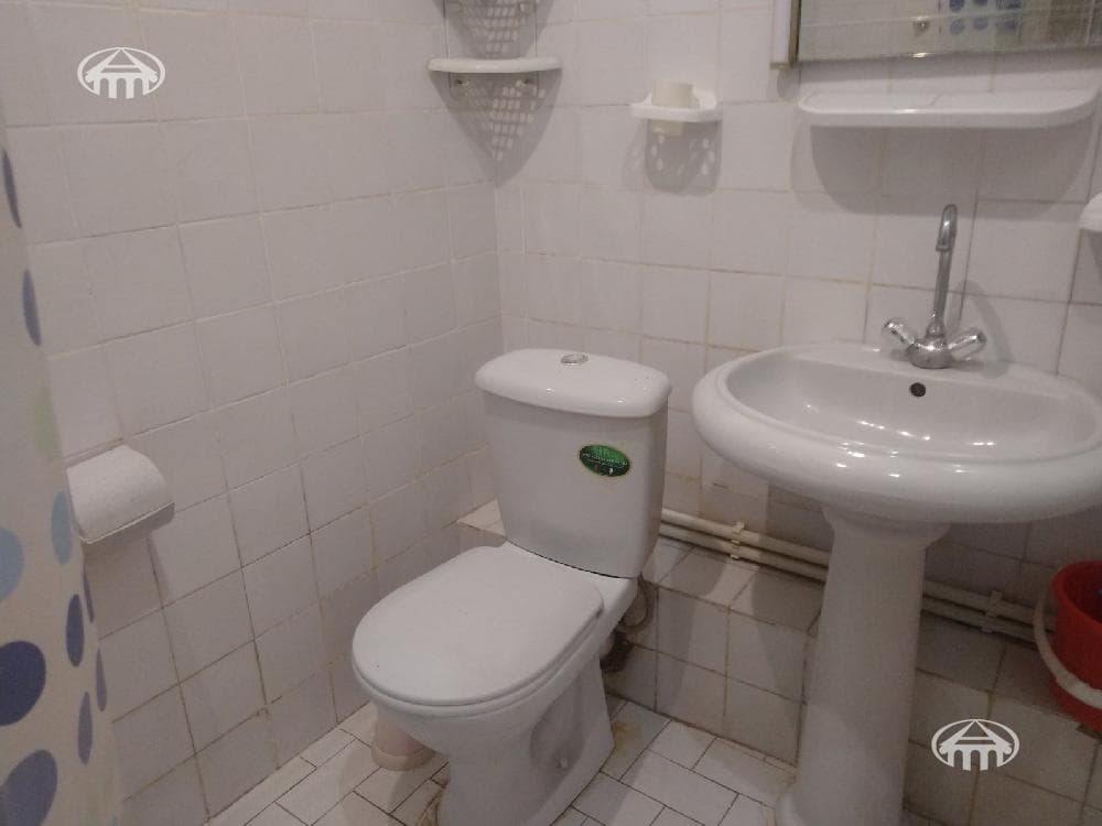 House · 5 rooms · 220 m² · Arabkir