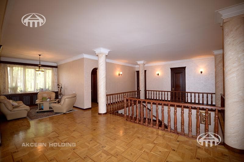 Mansion · 6 rooms · 512 m² · Arabkir