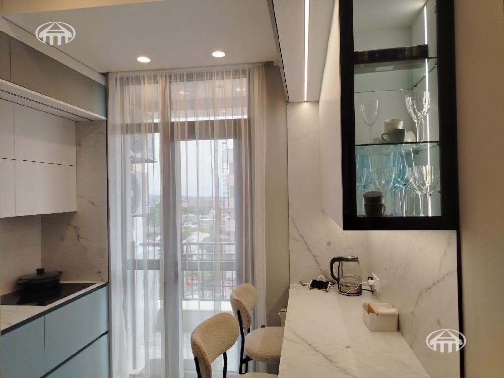 Квартира · 2 комн. · 60 м² · Кентрон