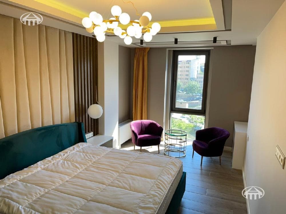 Apartment · 2 rooms · 85 m² · Kentron