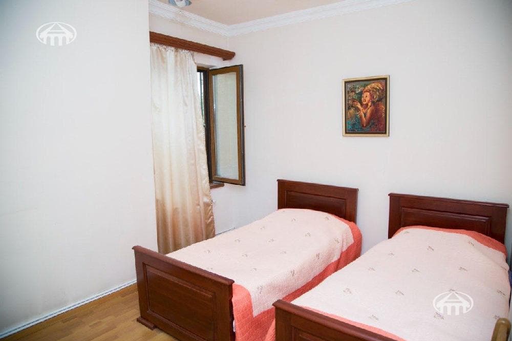 Mansion · 4 rooms · 277 m² · Ashtarak