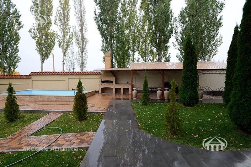 Առանձնատուն · 9 սեն. · 655 մ² · Արտաշավան