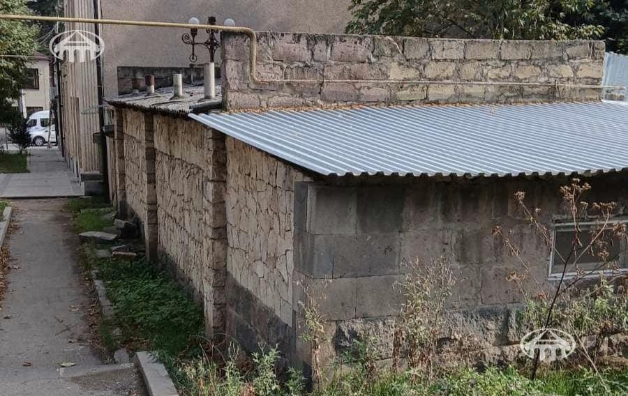 Ռեստորան · 100 մ² · Իջևան