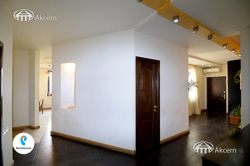 Apartment · 4 rooms · 159 m² · Kentron