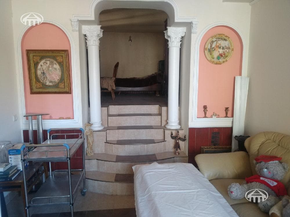 Apartment · 4 rooms · 178 m² · Arabkir