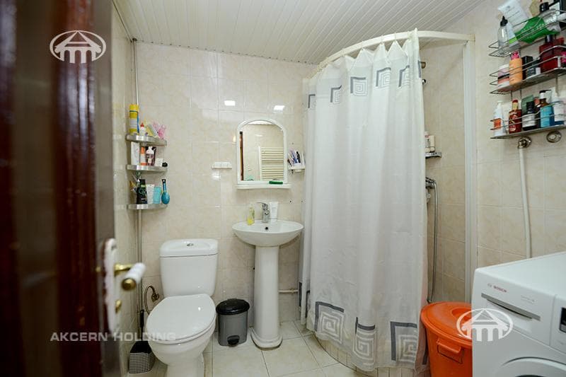 Առանձնատուն · 3 սեն. · 52 մ² · Կենտրոն