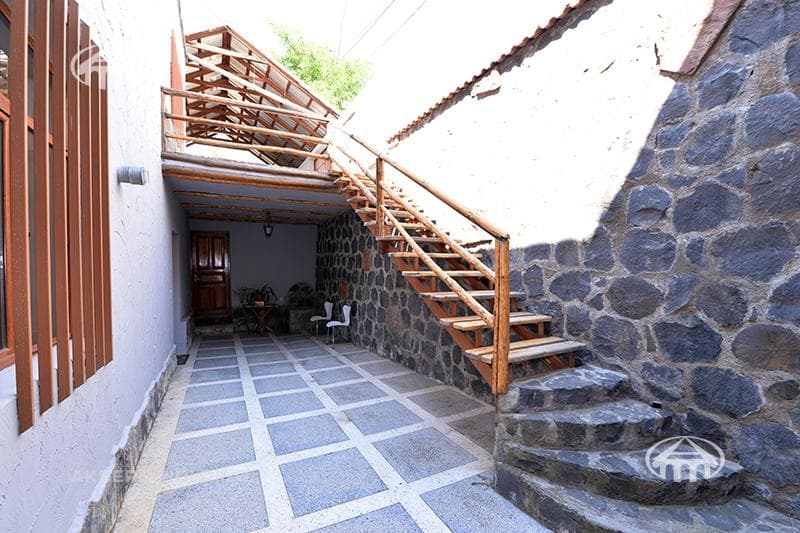 Առանձնատուն · 6 սեն. · 232 մ² · Նորք-Մարաշ