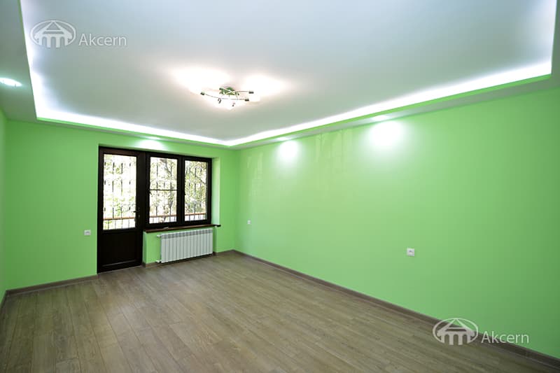 Apartment · 3 rooms · 88 m² · Kentron