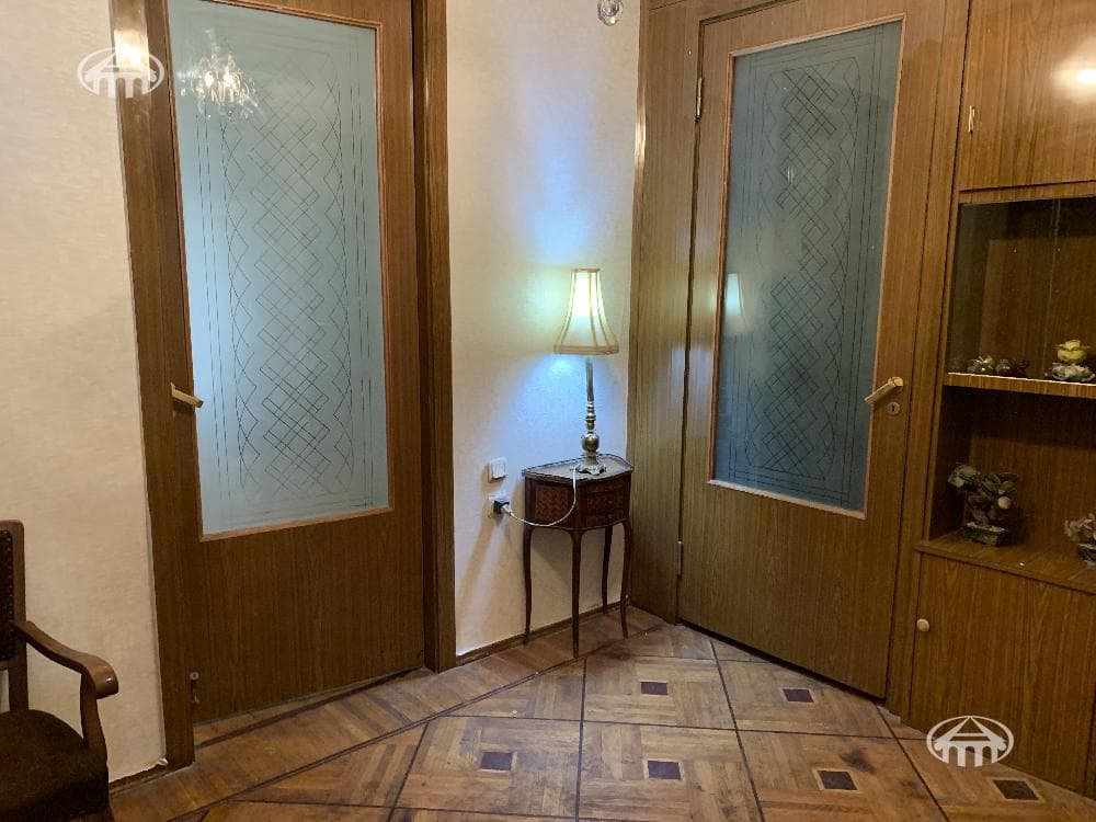 Apartment · 3 rooms · 88 m² · Kentron