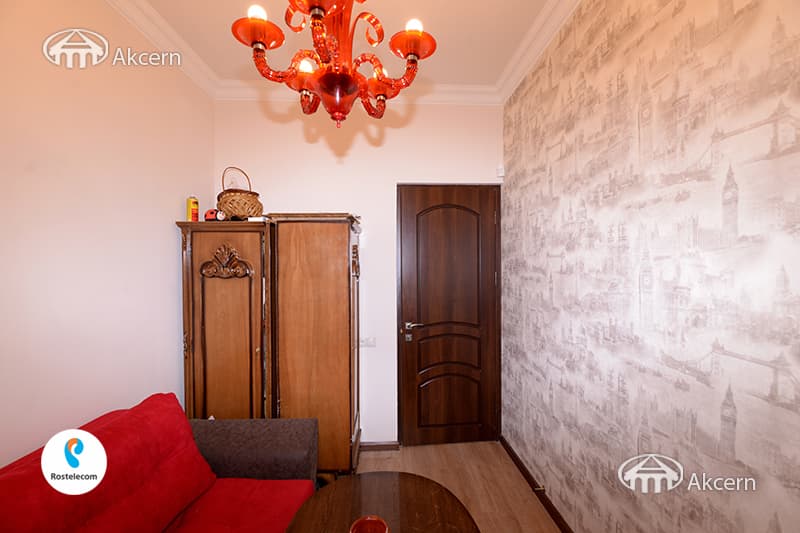 Дом · 4 комн. · 340 м² · Кентрон