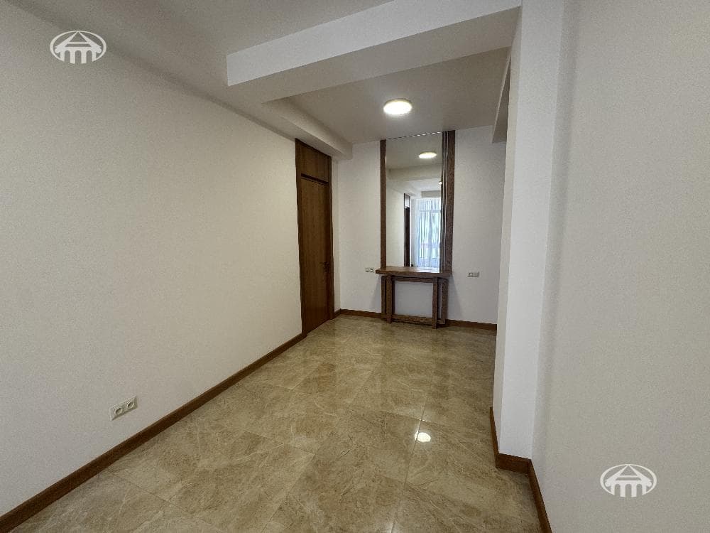 Townhouse · 4 rooms · 292 m² · Arabkir