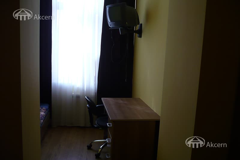 Apartment · 3 rooms · 63 m² · Kentron