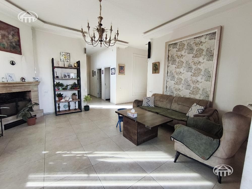 Mansion · 5 rooms · 262 m² · Jrvej