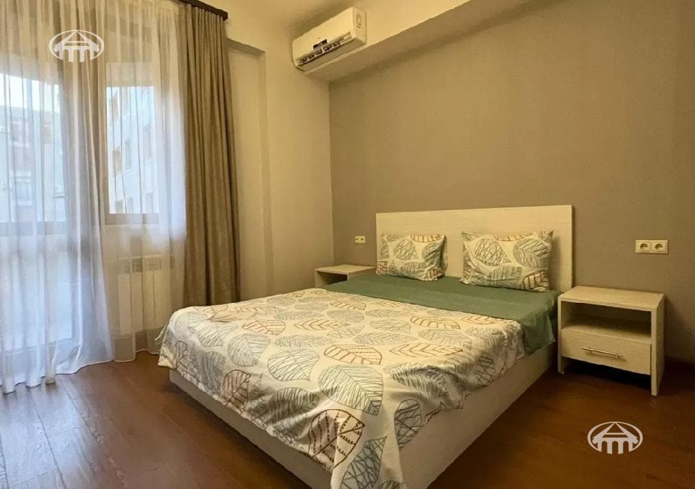 Apartment · 2 rooms · 51 m² · Kentron