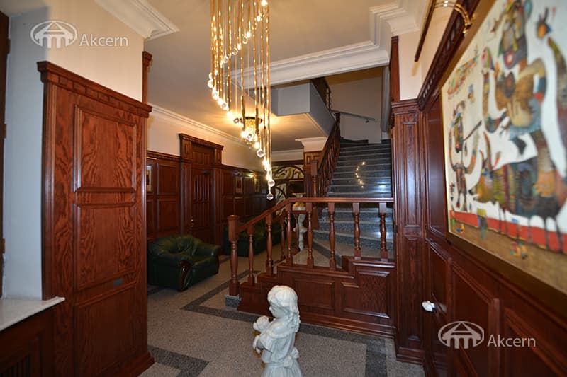 Дом · 7 комн. · 400 м² · Арабкир