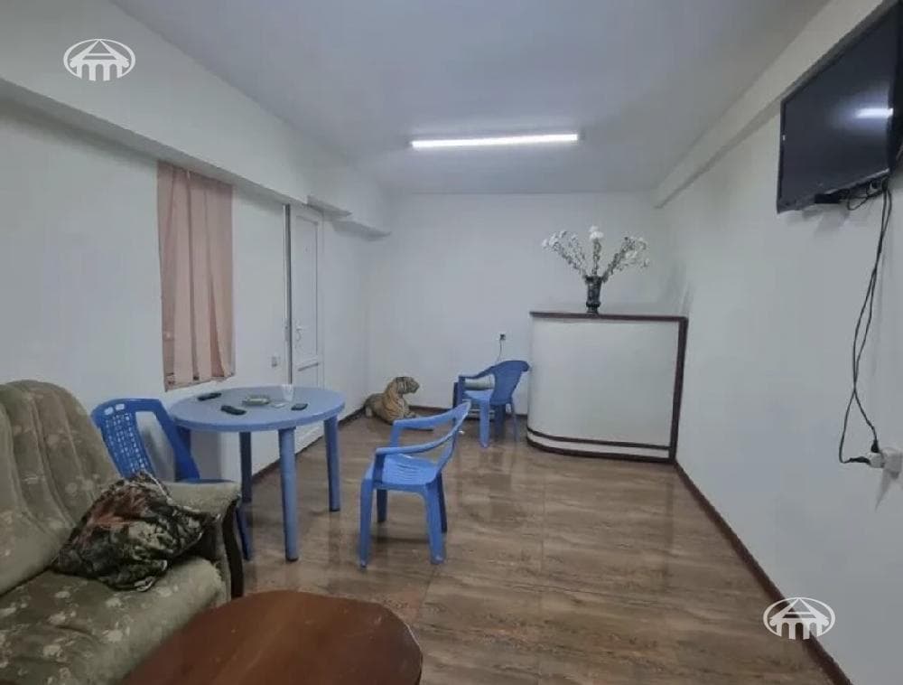 Car service · 3 rooms · 123 m² · Malatia-Sebastia