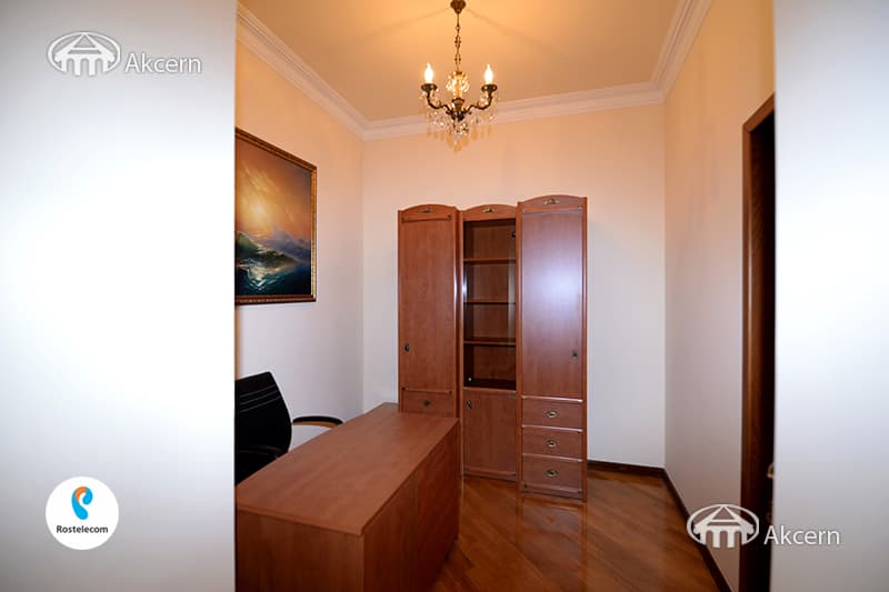Առանձնատուն · 6 սեն. · 863 մ² · Նորք-Մարաշ