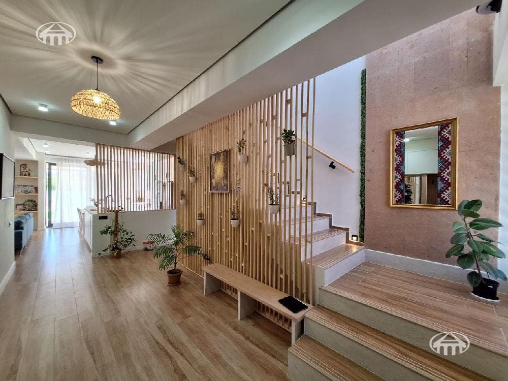 Особняк · 5 комн. · 380 м² · Ариндж