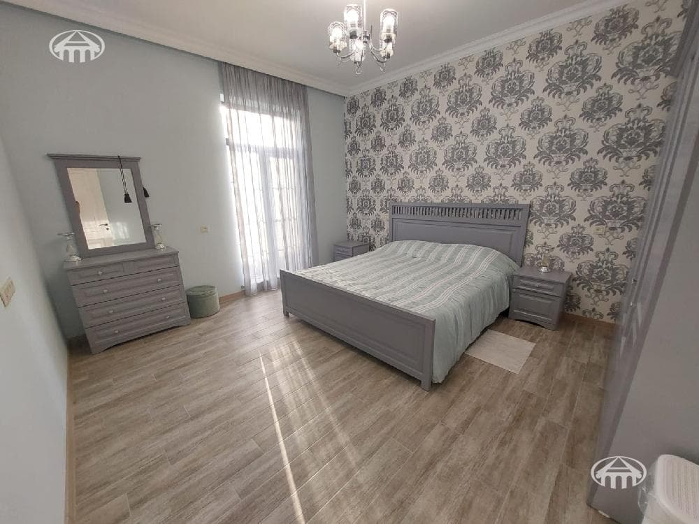 Mansion · 5 rooms · 150 m² · v. Arinj