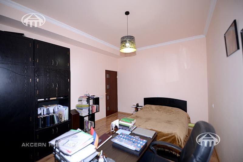 Apartment · 3 rooms · 93 m² · Kanaker-Zeytun