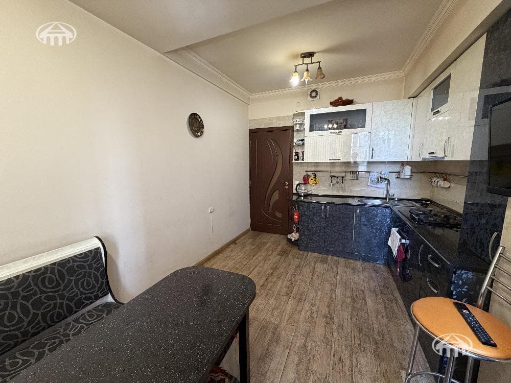 Apartment · 3 rooms · 96 m² · Arabkir