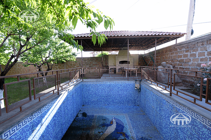 Mansion · 9 rooms · 777 m² · Malatia-Sebastia