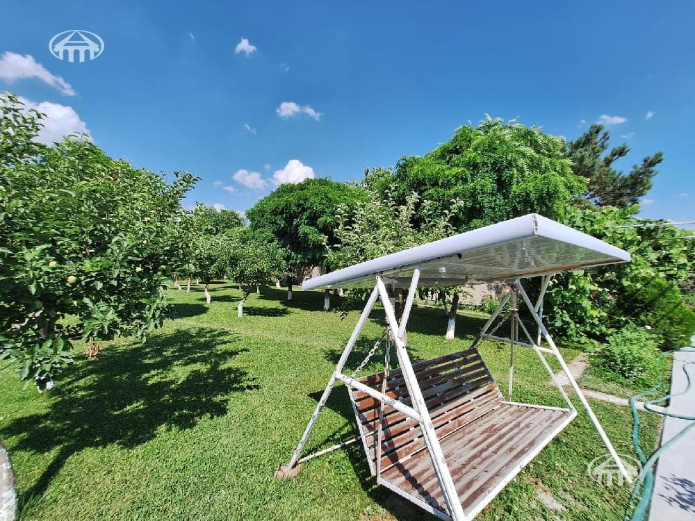 Mansion · 3 rooms · 100 m² · Nor Gyugh