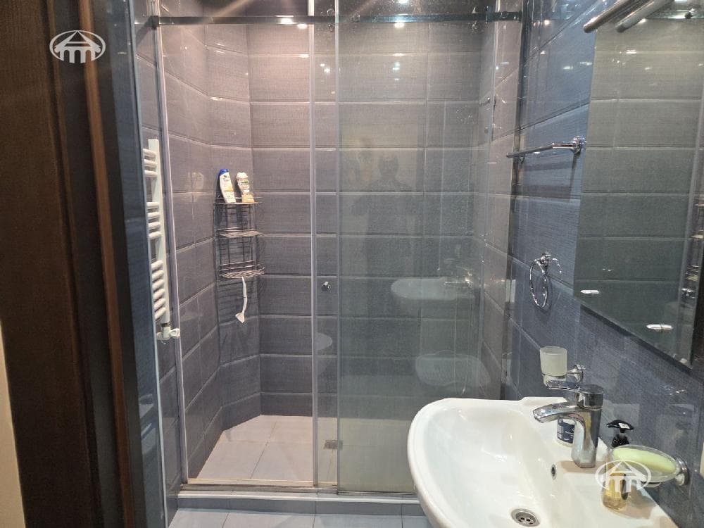 Квартира · 3 комн. · 71 м² · Кентрон