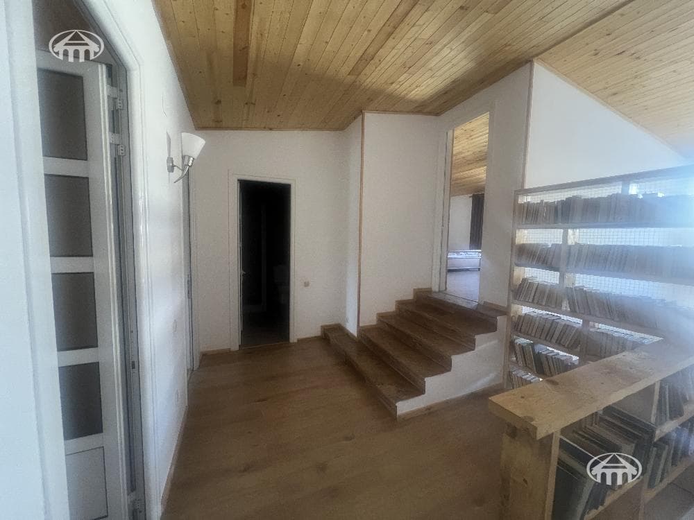 Mansion · 3 rooms · 240 m² · Djrvej