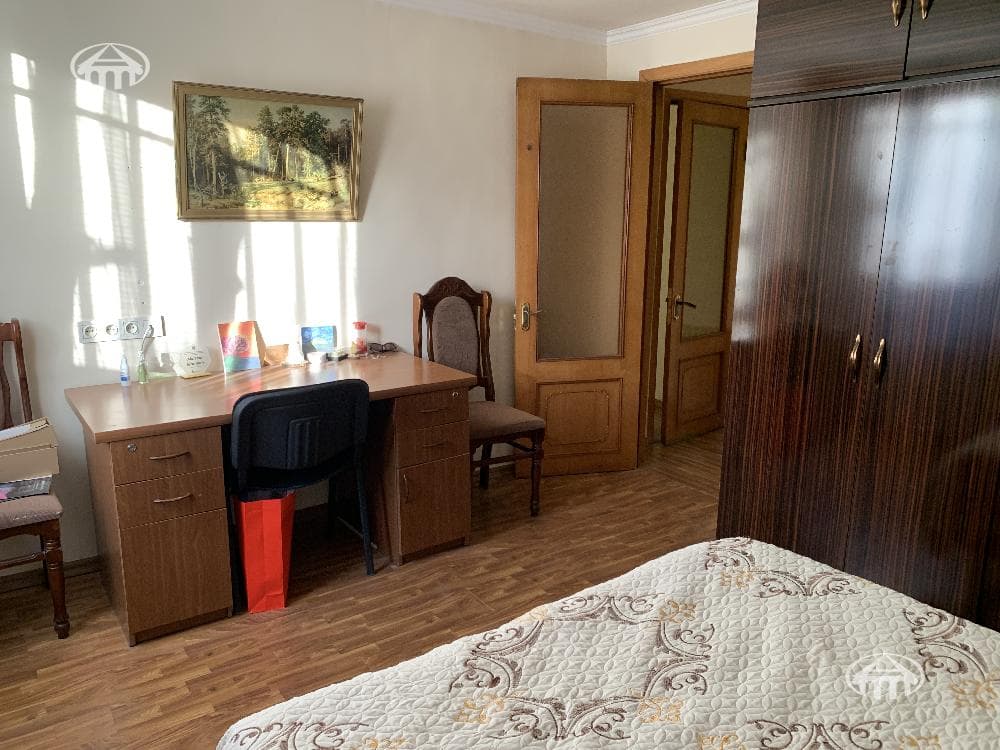 Дом · 3 комн. · 241 м² · Малатия-Себастия