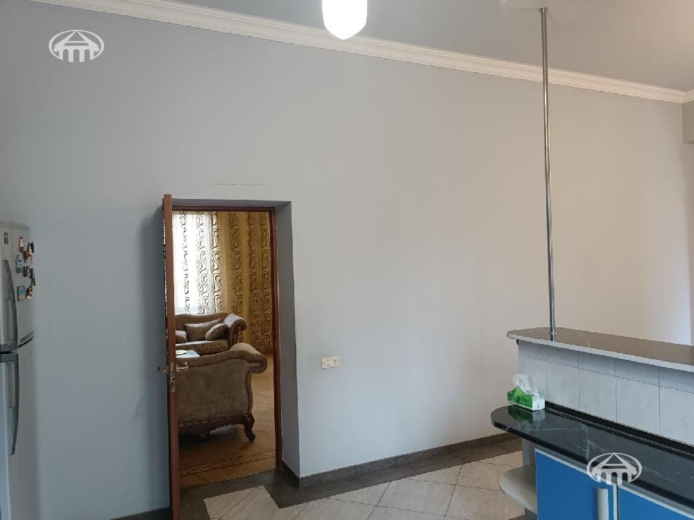 Mansion · 5 rooms · 334 m² · Erebuni — photo 7 / 24