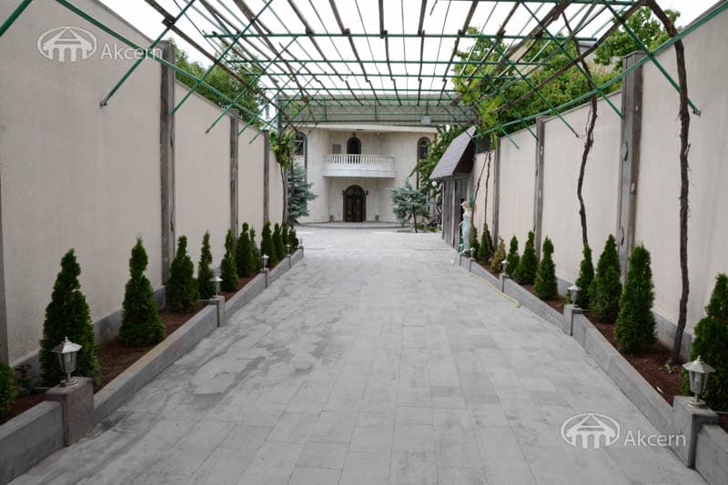 Особняк · 6 комн. · 300 м² · Норк-Мараш
