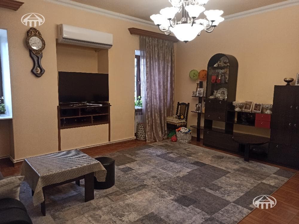 House · 237 m² · Erebuni