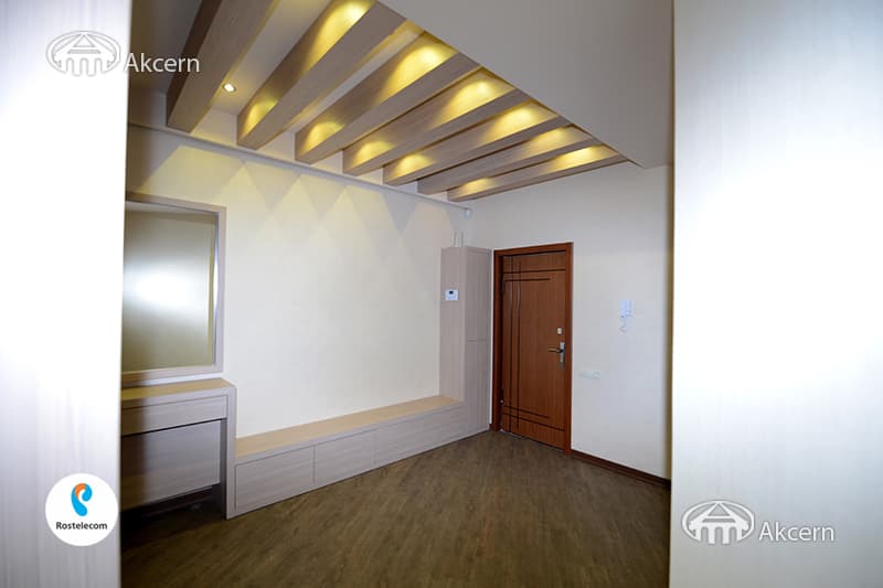 Apartment · 3 rooms · 95 m² · Kentron