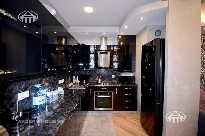 Квартира · 3 комн. · 100 м² · Арабкир