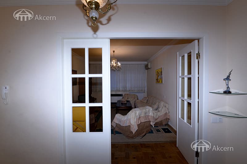 Квартира · 2 комн. · 70 м² · Кентрон
