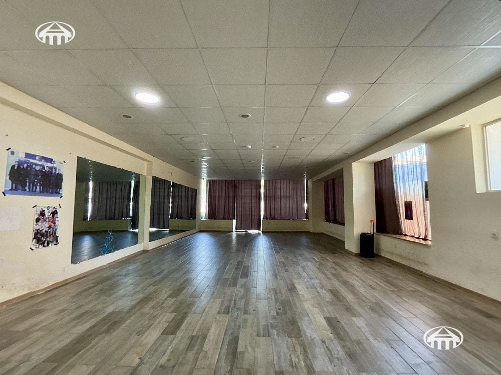 Retail · 60 m² · Shengavit