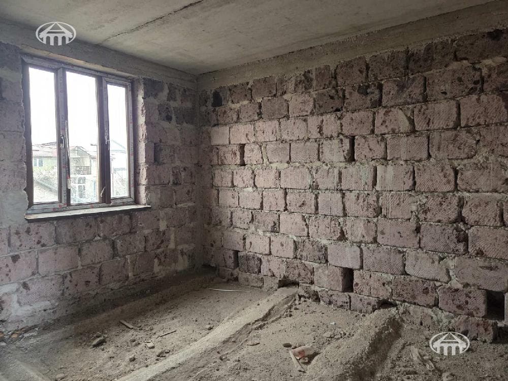 Mansion · 4 rooms · 113 m² · Zovuni
