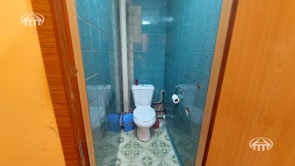 Apartment · 3 rooms · 94 m² · Kentron