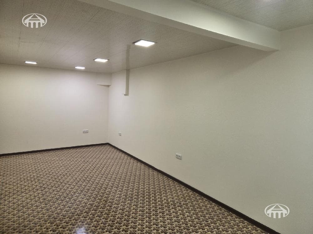Офис · 30 м² · Кентрон