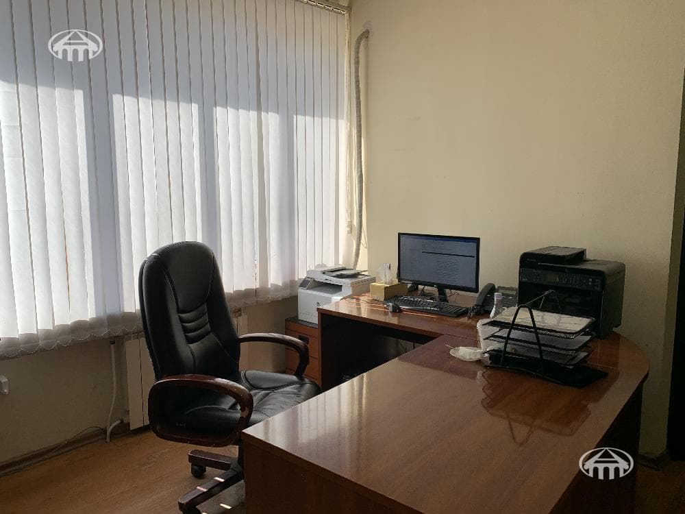 Office · 520 m² · Arabkir