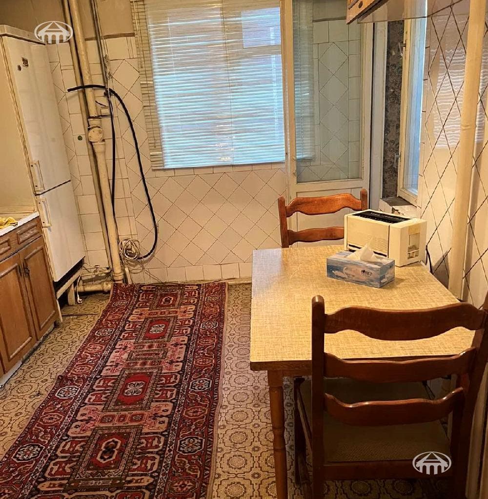 Квартира · 3 комн. · 80 м² · Кентрон