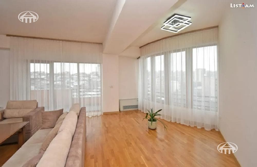 Квартира · 3 комн. · 89 м² · Кентрон