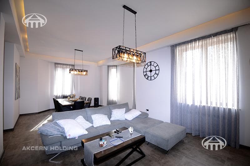 Mansion · 5 rooms · 400 m² · Ajapnyak