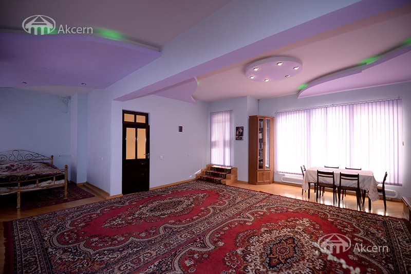 Особняк · 9 комн. · 513 м² · Арабкир