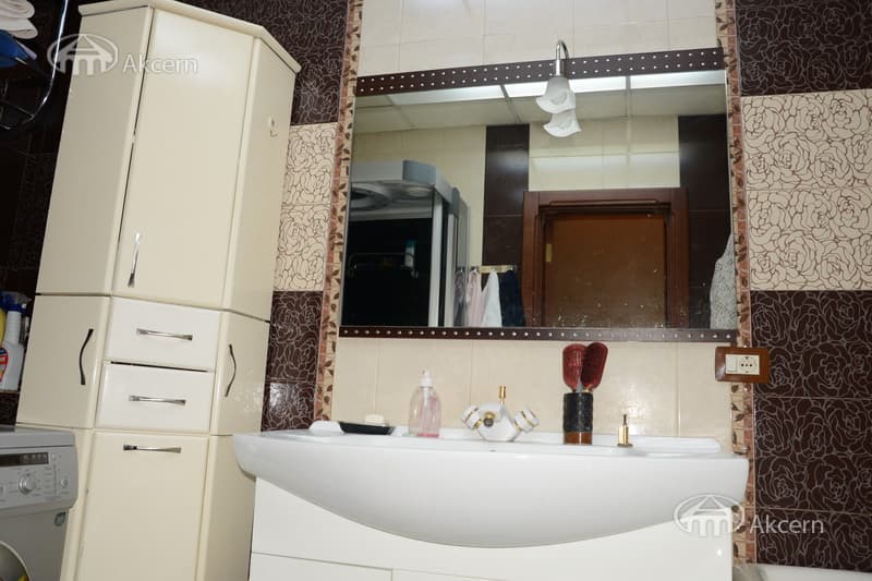 Квартира · 4 комн. · 146 м² · Арабкир
