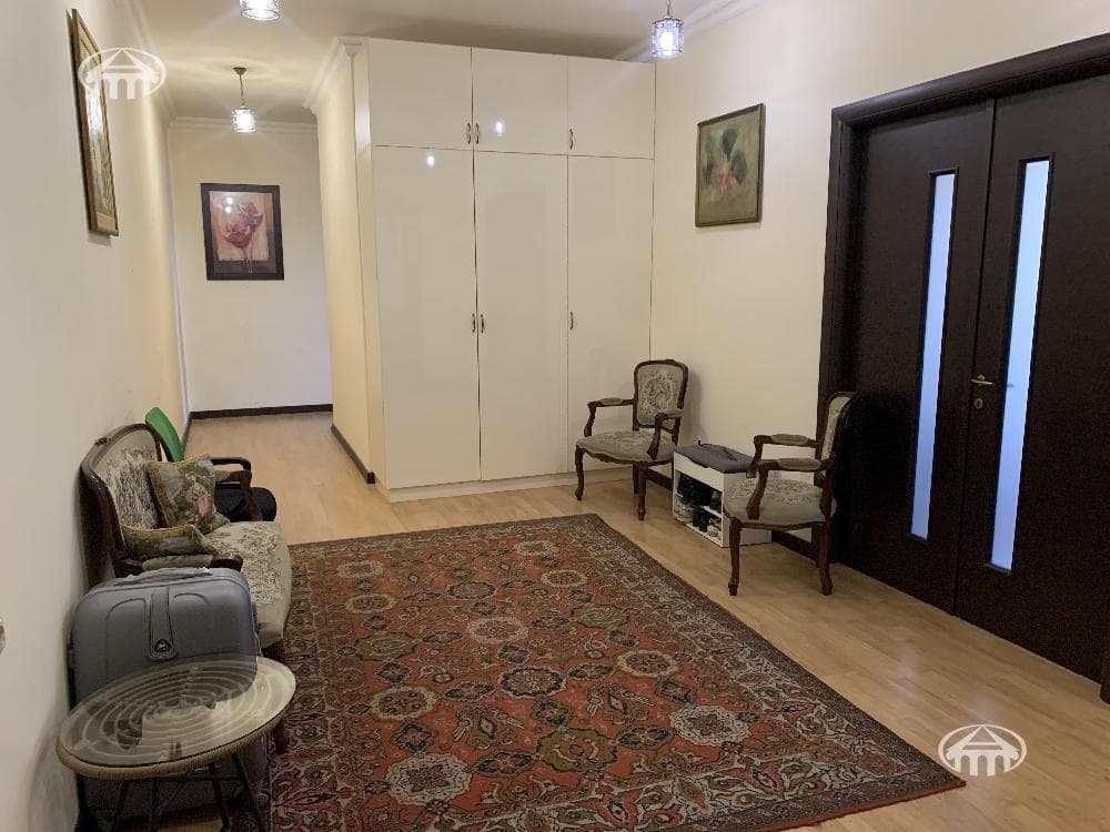 Apartment · 3 rooms · 118 m² · Arabkir