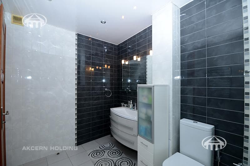 Apartment · 4 rooms · 123 m² · Kentron